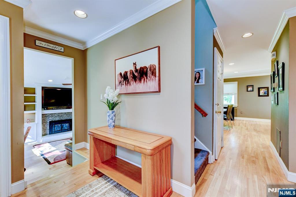 131 Bunker Hill - Photo 4