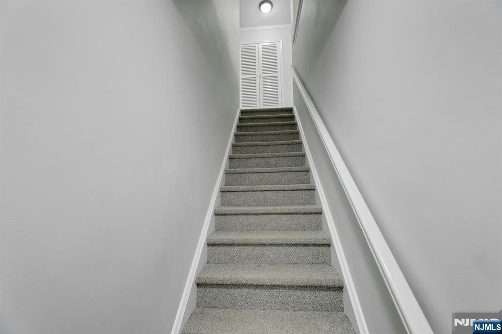 203 Mark Twain Way - Photo 3