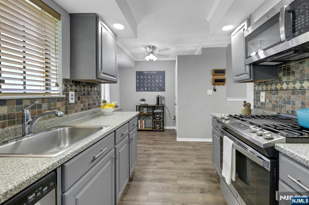 203 Mark Twain Way - Photo 4