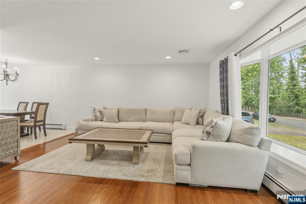 290 McHenry Drive — photo 11
