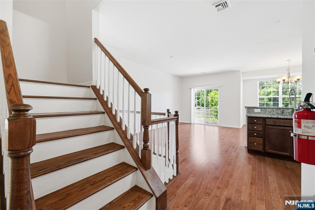 404 Waterview Court 404 - Photo 3