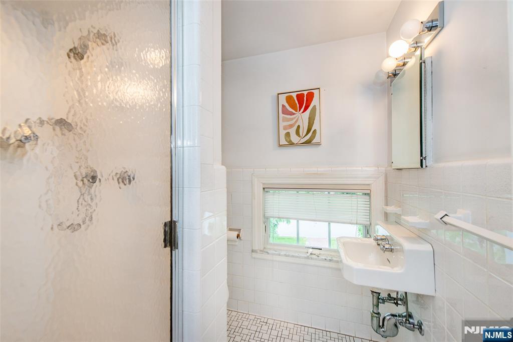 26 Cornell Way — photo 25