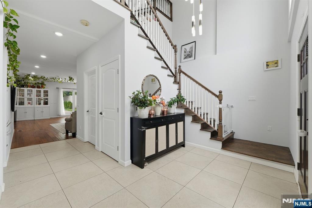 440 Alder Street — photo 3
