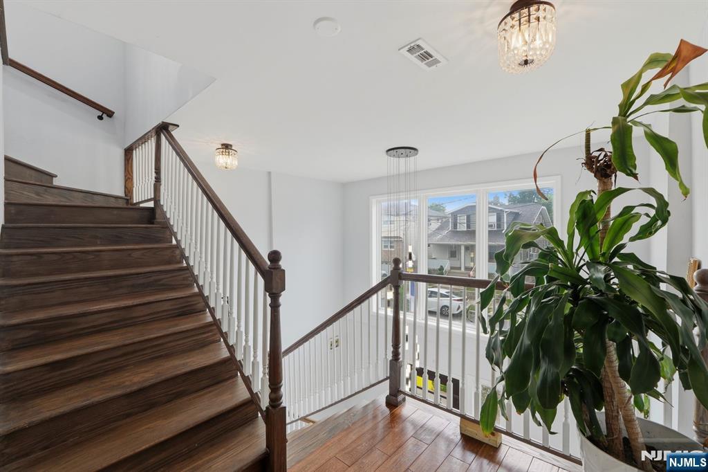 440 Alder Street — photo 27