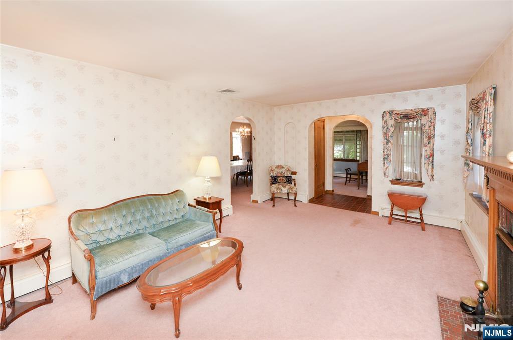 Homes for sale in Fair Lawn, NJ | 15-06 Morlot Ave, Fair Lawn, NJ 07410 | MLS# 26022919