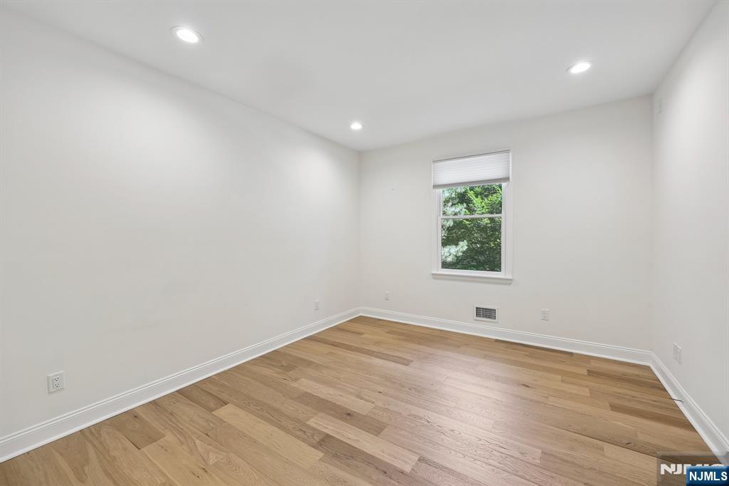 218 Irving Avenue