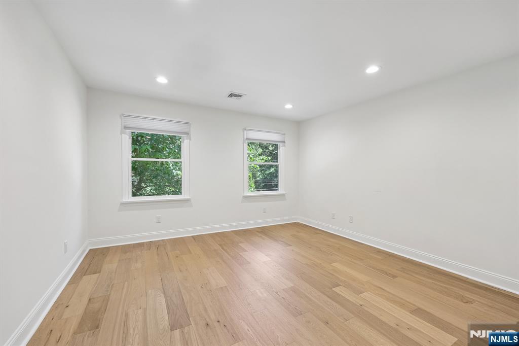 218 Irving Avenue