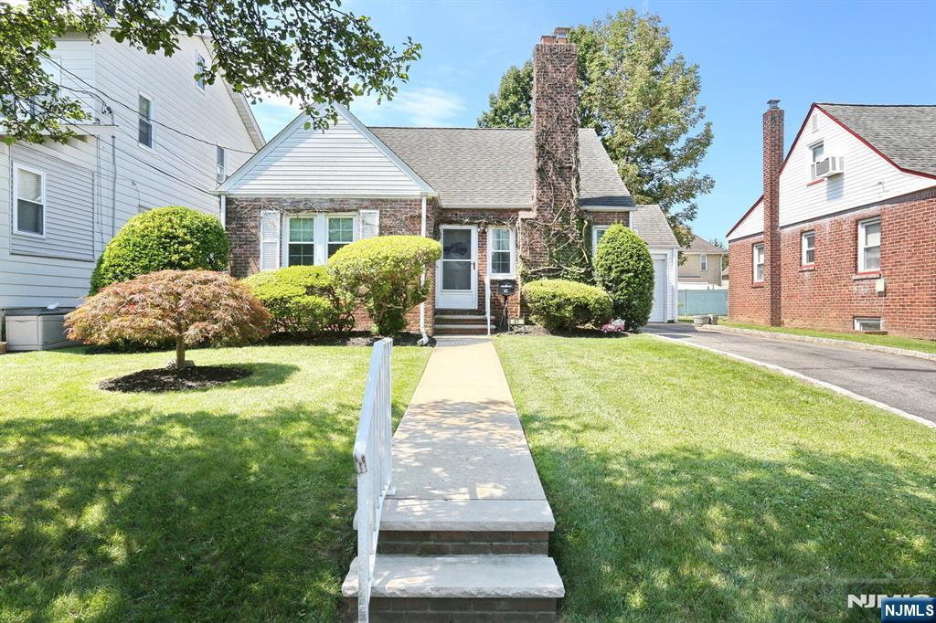 41 Martin Avenue - Photo 3