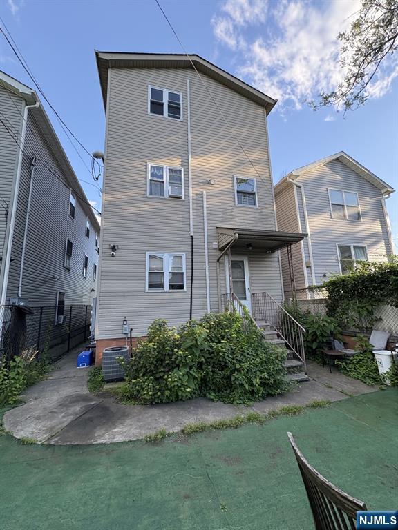 163 Fair Street — photo 2