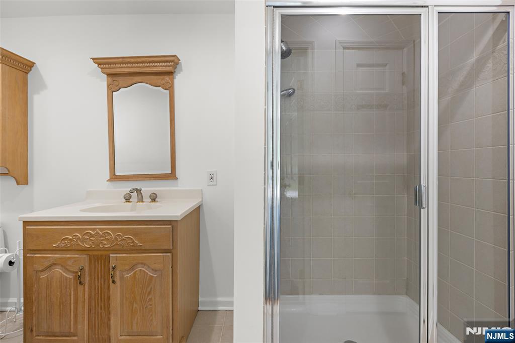225 Walnut Street — photo 25