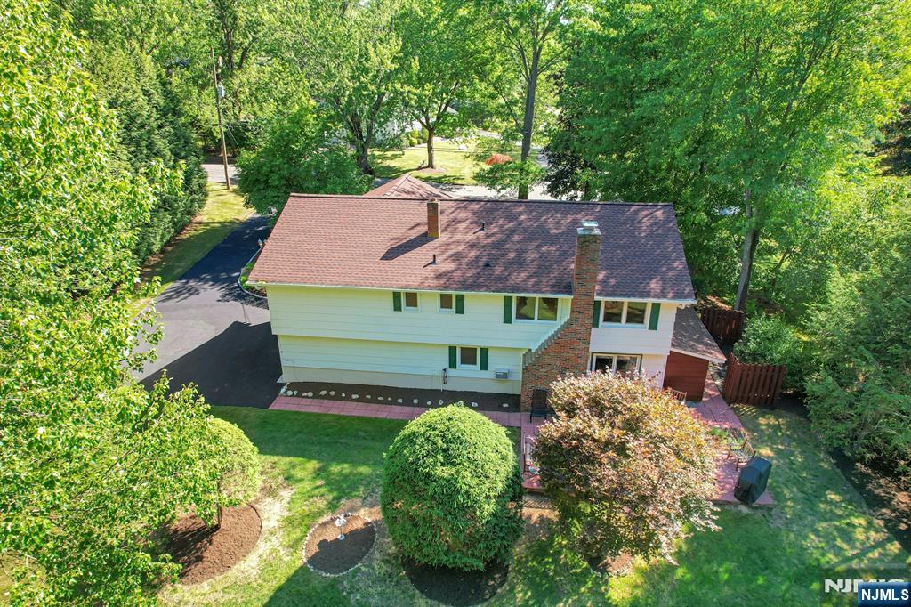 351 Rivervale Avenue — photo 35