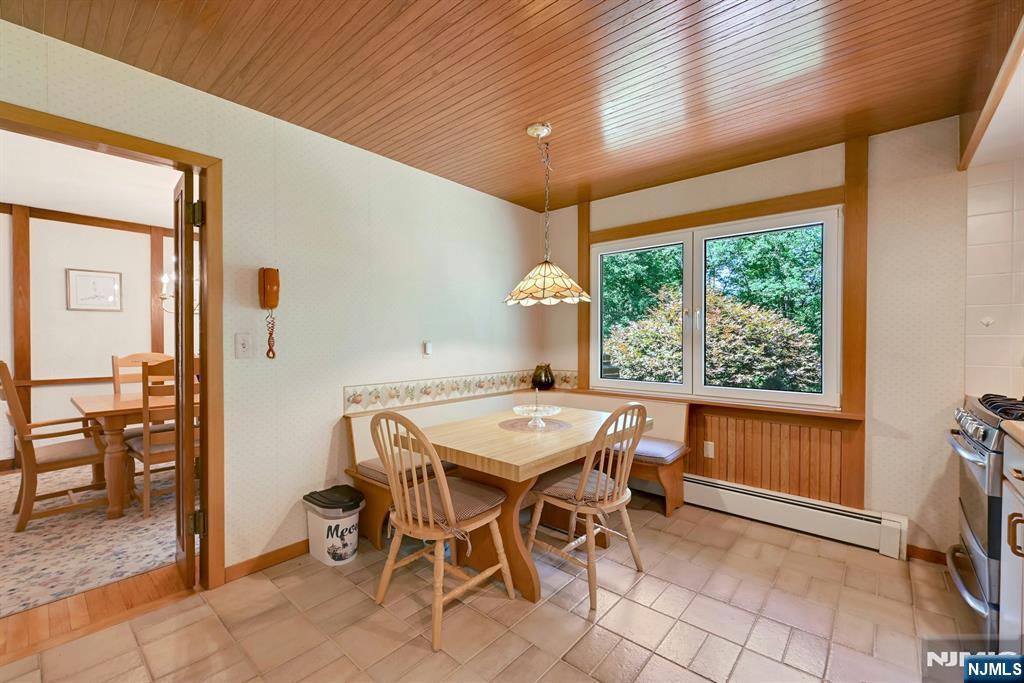 351 Rivervale Avenue — photo 8