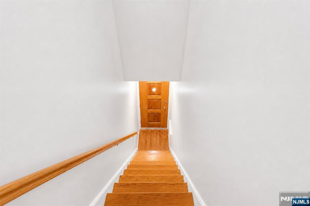 439 Bergen Blvd, Palisades Park, NJ 07650