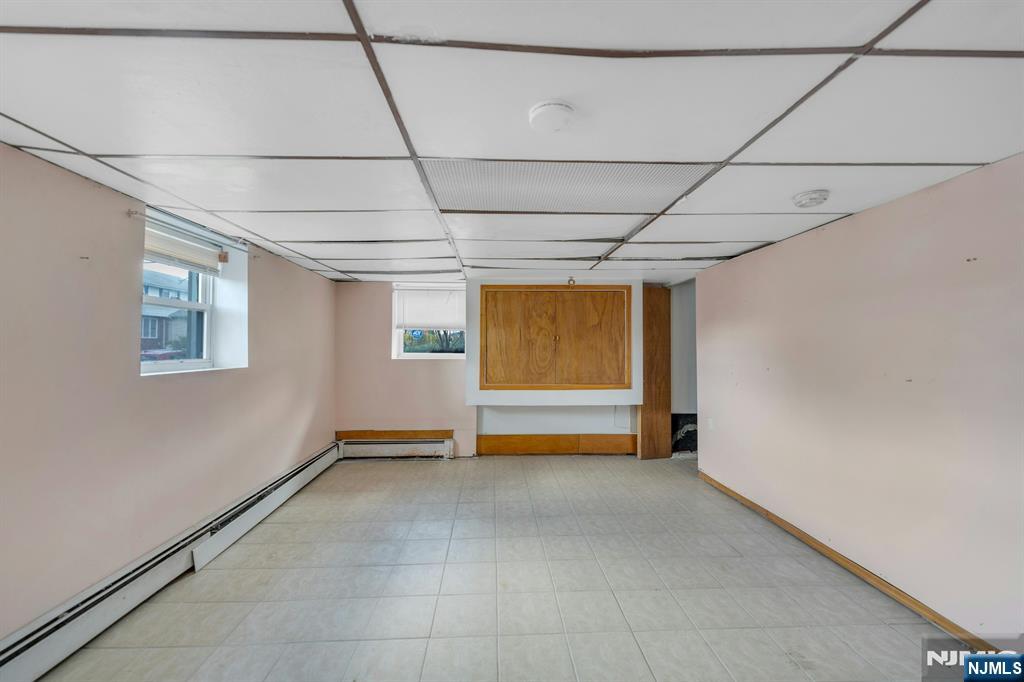 439 Bergen Boulevard — photo 31