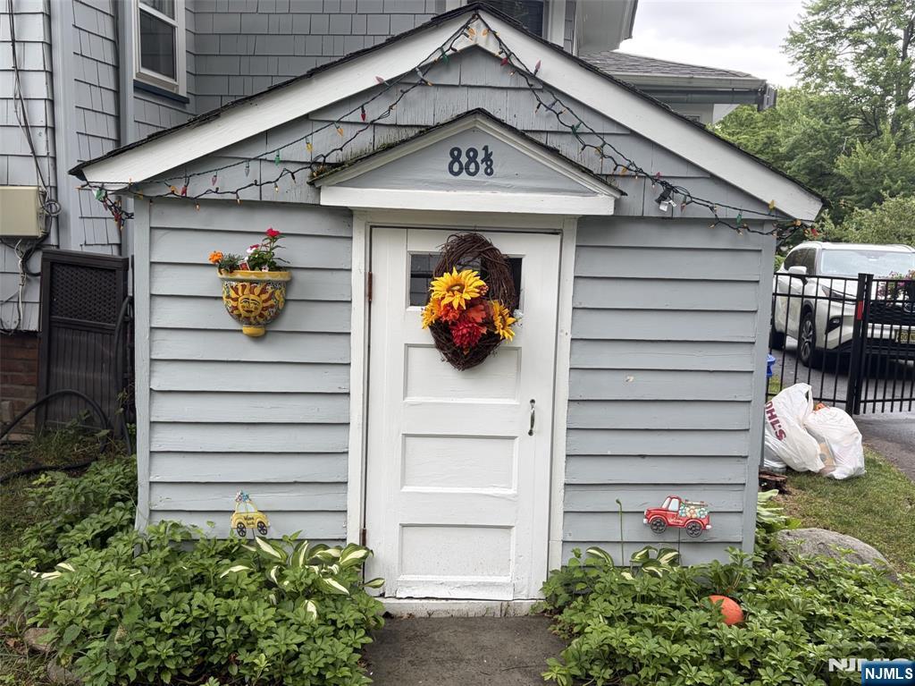 88 Edgemont Road — photo 33