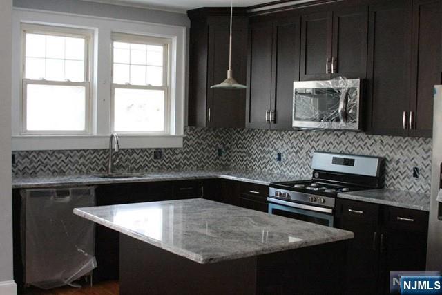441 Stockton Place 2nd Fl - Photo 3