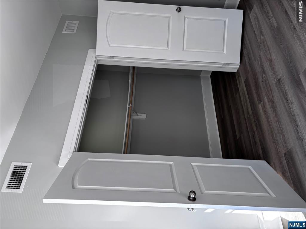 731 Elm 2R - Photo 3