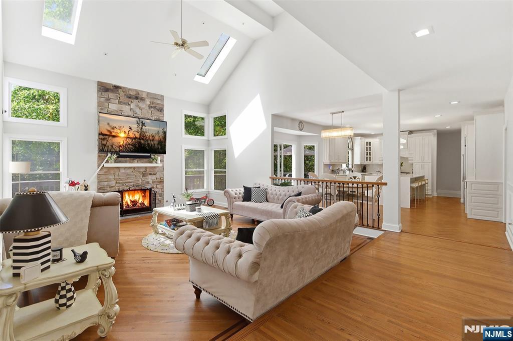 87 Hearthstone Drive — photo 11