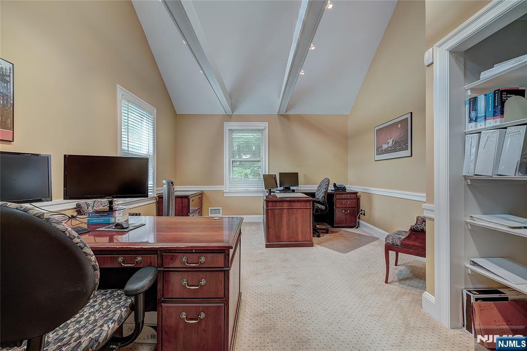 24 Washington Avenue — photo 17