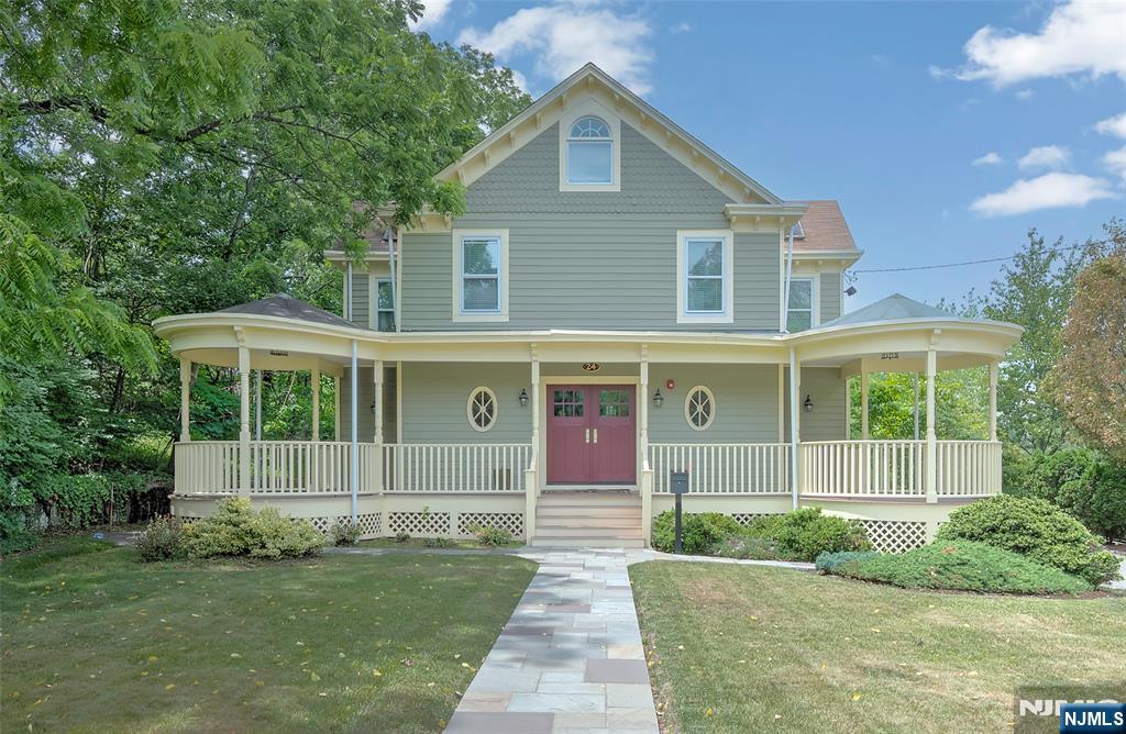 24 Washington Avenue — photo 24