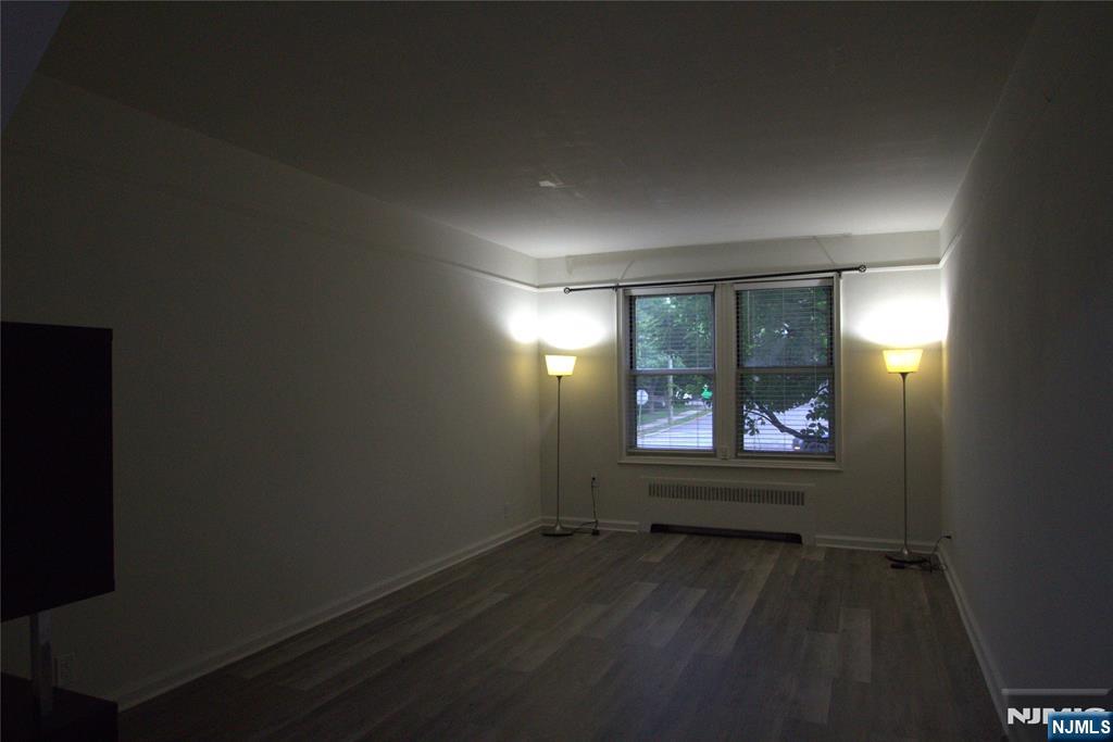 975-995 Teaneck #1M, Teaneck, NJ 07666