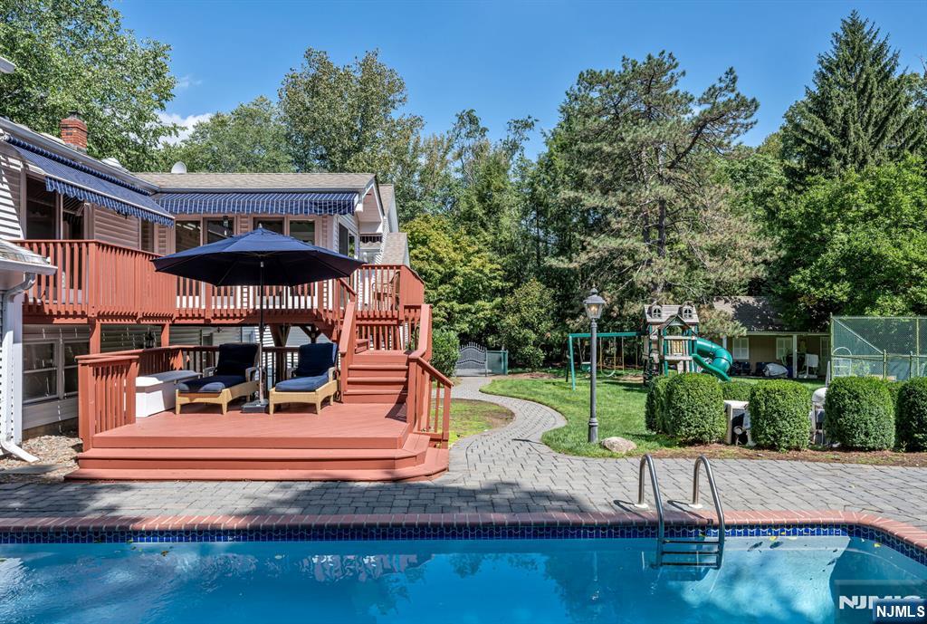 24 Vanderbeck Lane — photo 38