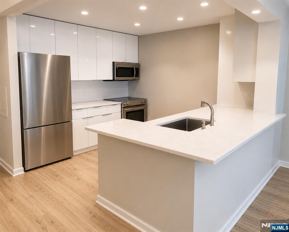 3418 City Pl #3418, Edgewater, NJ 07020