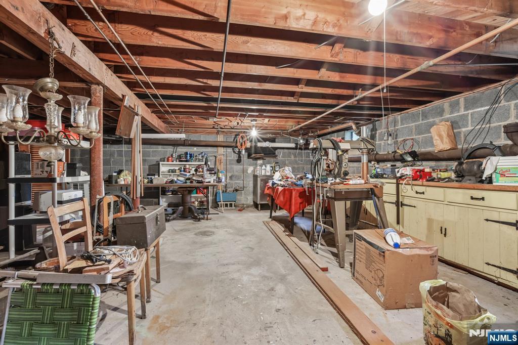 14 Saddle River Rd, Woodcliff Lake, NJ 07677