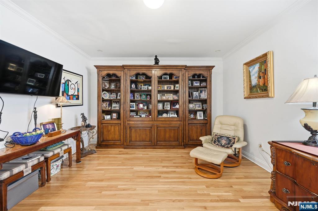 2 Stone Ridge Court