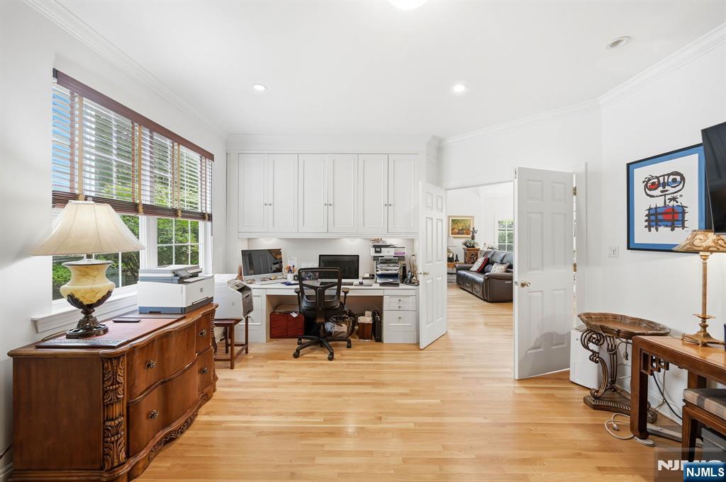2 Stone Ridge Court