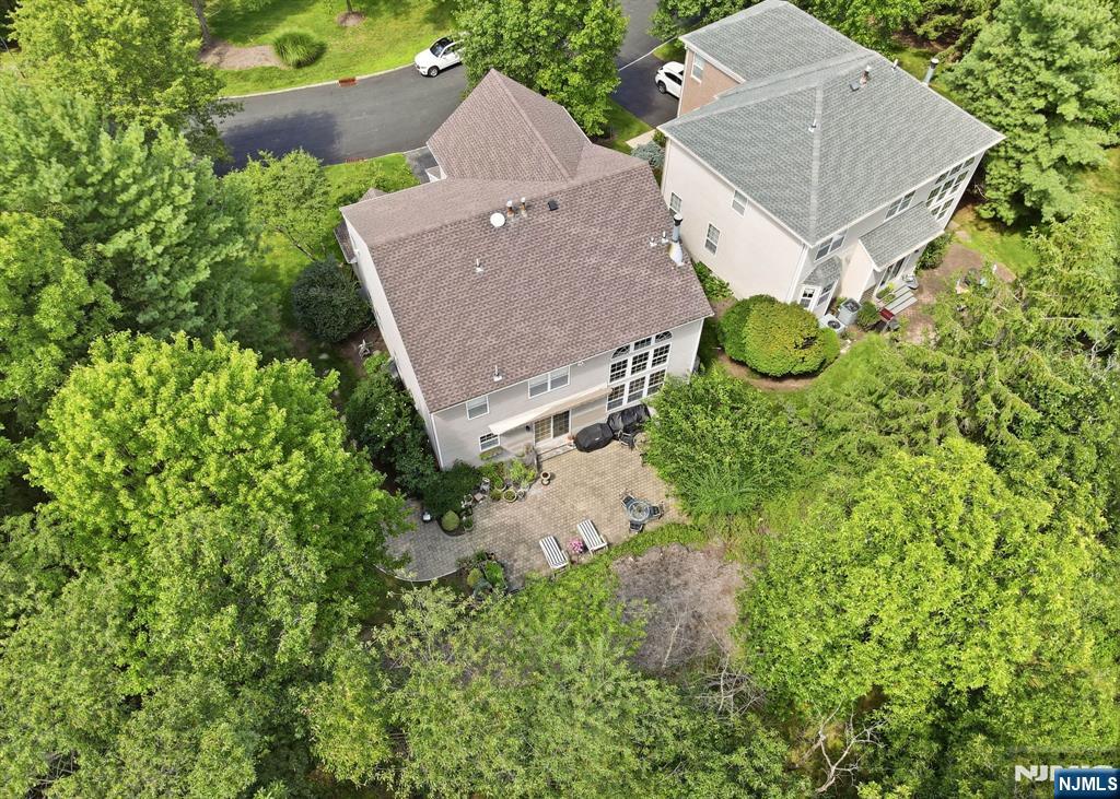 2 Stone Ridge Court