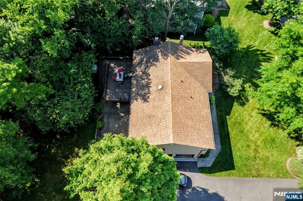270 E Crescent Avenue - Photo 9