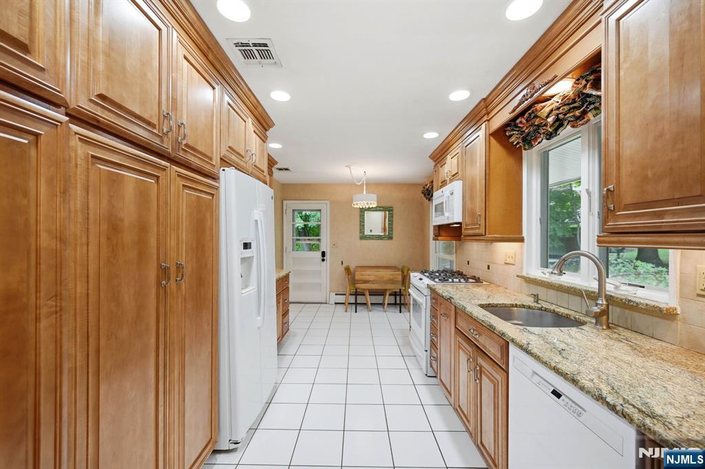 23 Cressfield Court - Photo 2
