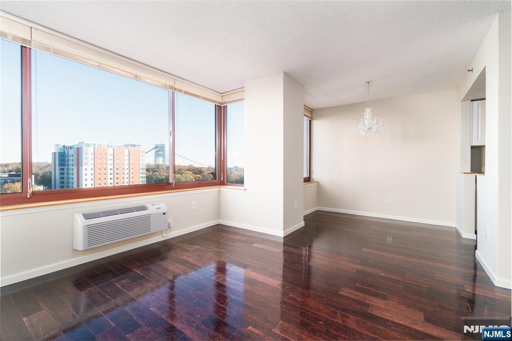 100 Old Palisade Rd #2011, Fort Lee, NJ 07024