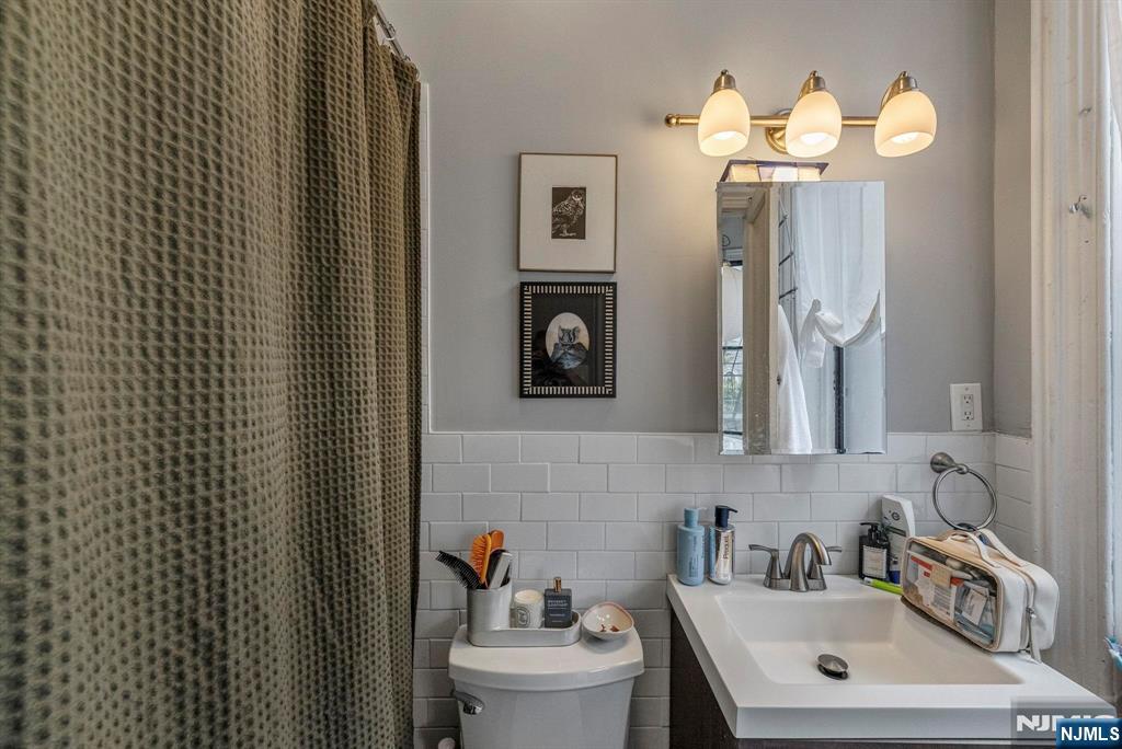 303 York Street — photo 9