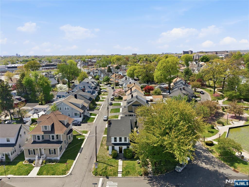 32 Fontaine Avenue - Photo 5