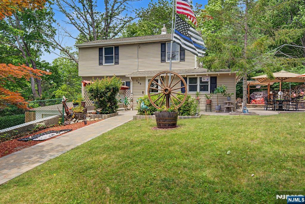 102 Belleview Avenue