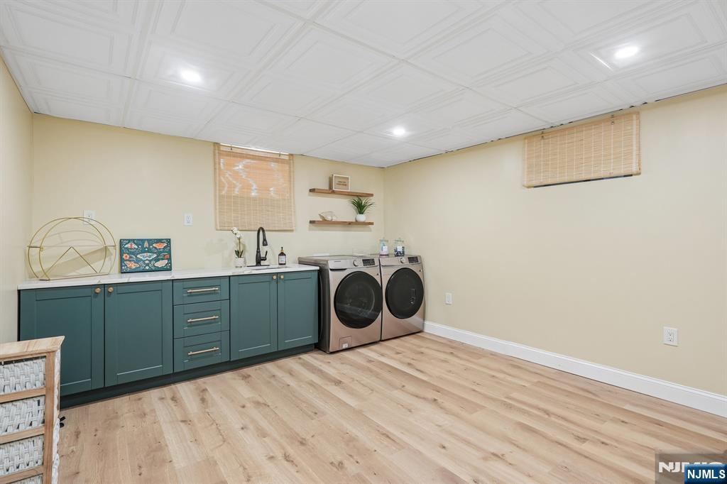 650 Fairview Place — photo 44