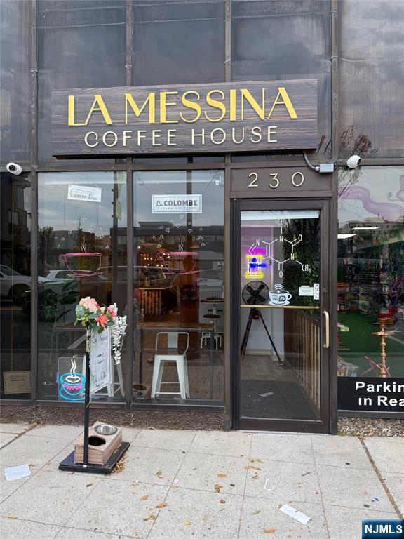 230 Main St, Fort Lee, NJ 07024