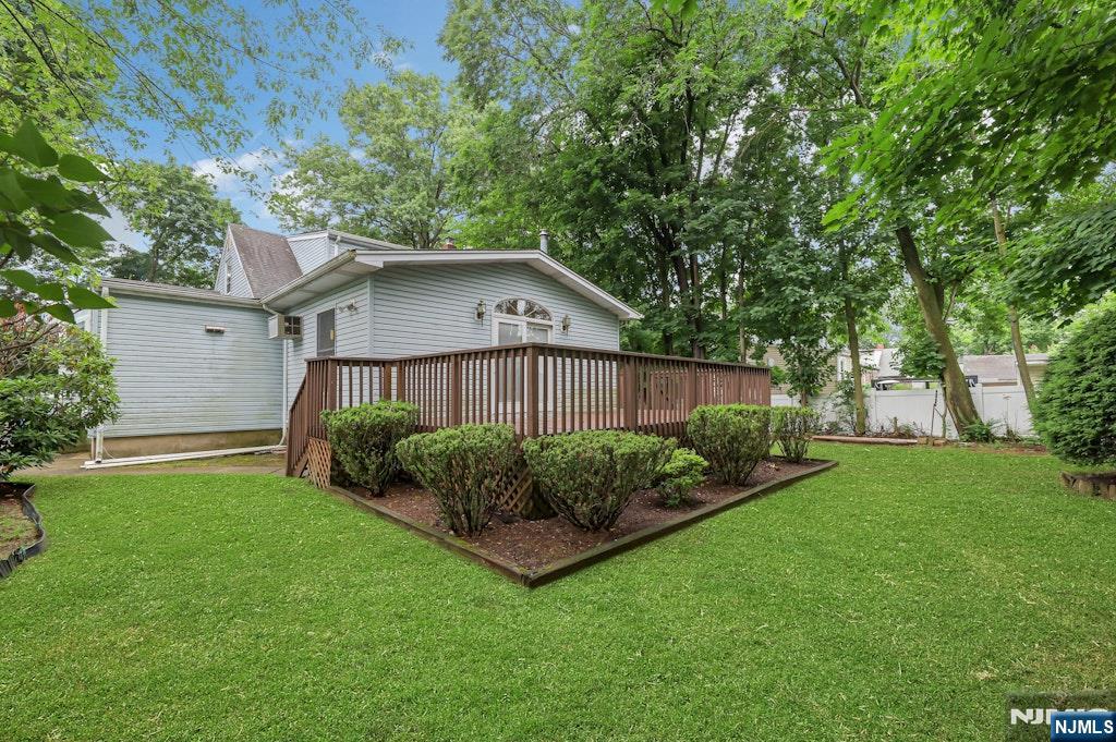 195 Bergen Ave, New Milford, NJ 07646
