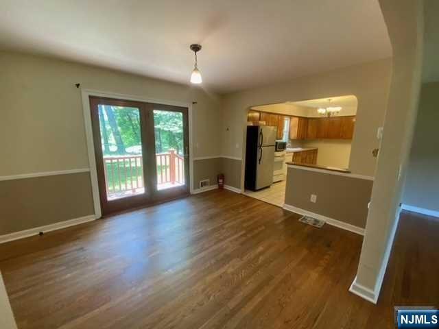 1398 River Road - Photo 3