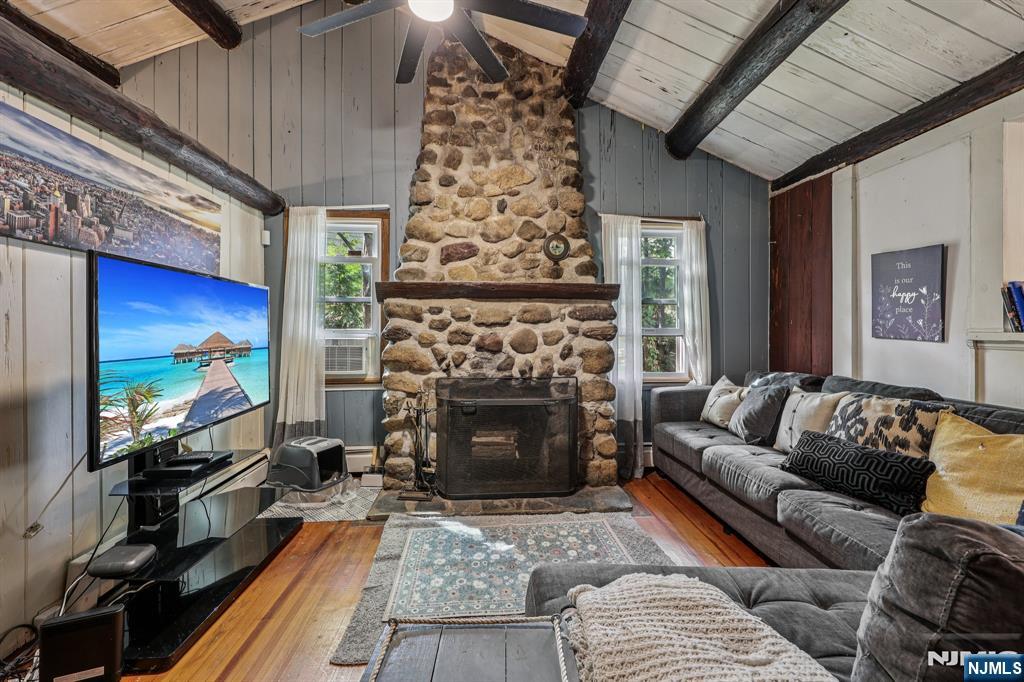 8 Woodland Road - Photo 4