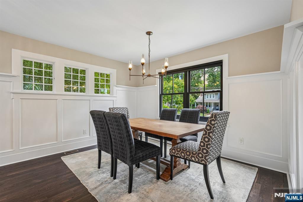63 Ravine Avenue
