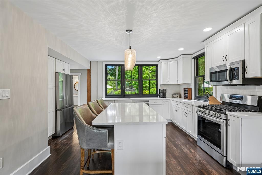 63 Ravine Avenue