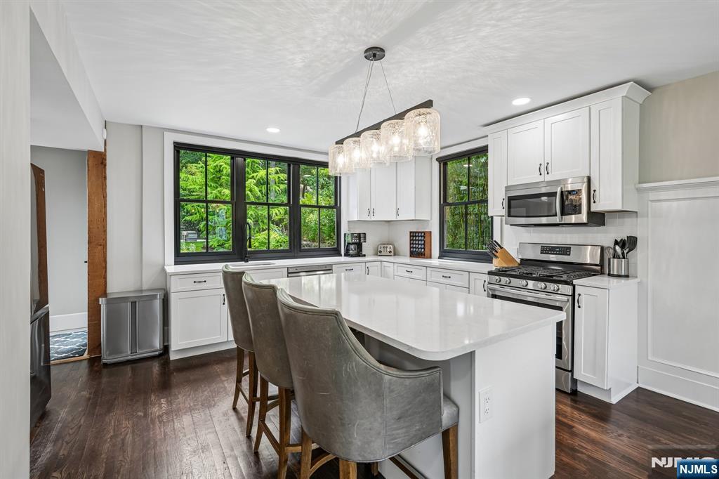 63 Ravine Avenue