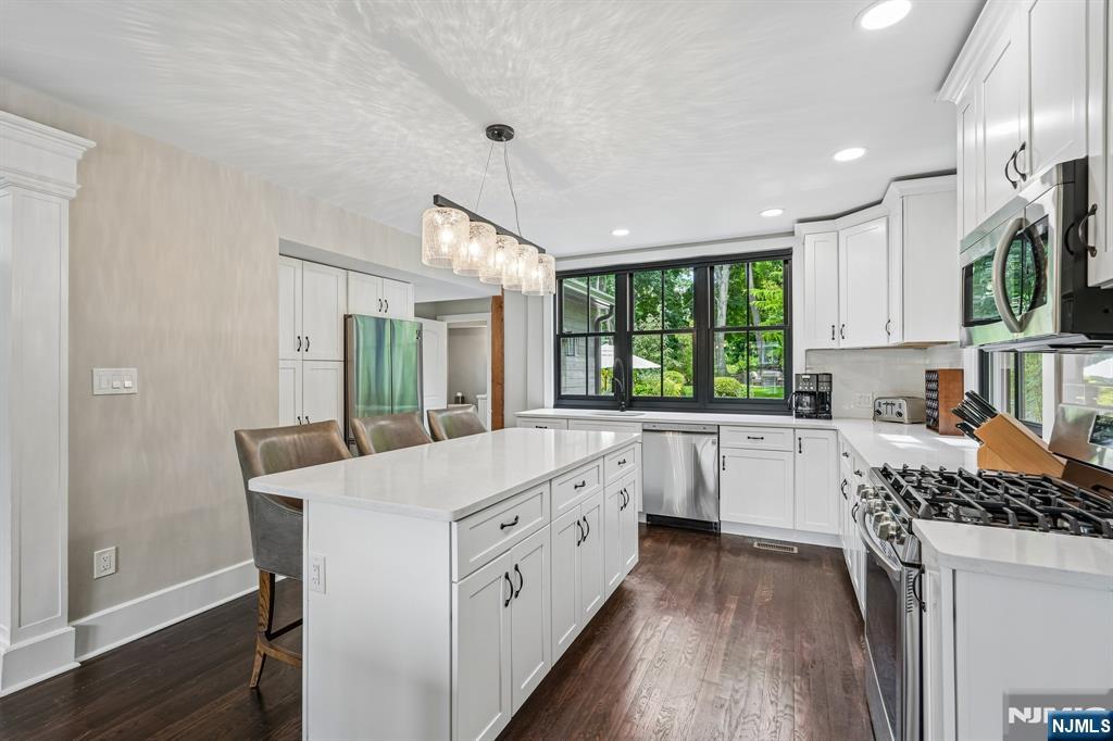 63 Ravine Avenue