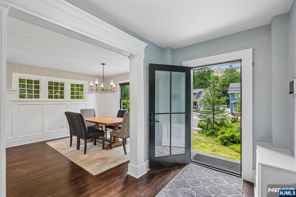 63 Ravine Avenue