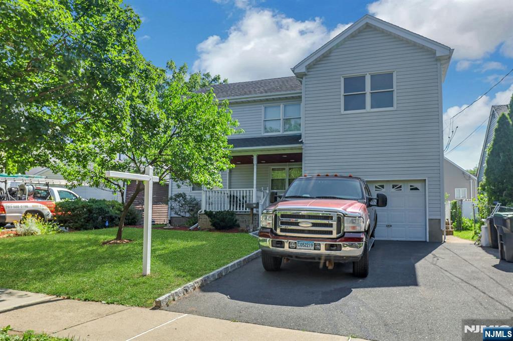 Homes for sale in Bergenfield, NJ | 71 View St, Bergenfield, NJ 07621 | MLS# 26023243
