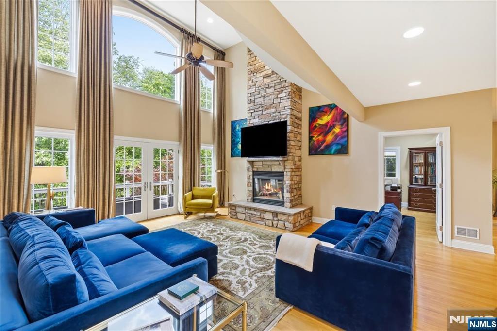 4 Centennial Court — photo 15