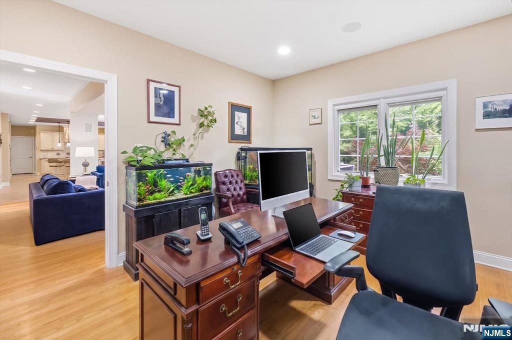4 Centennial Court — photo 10